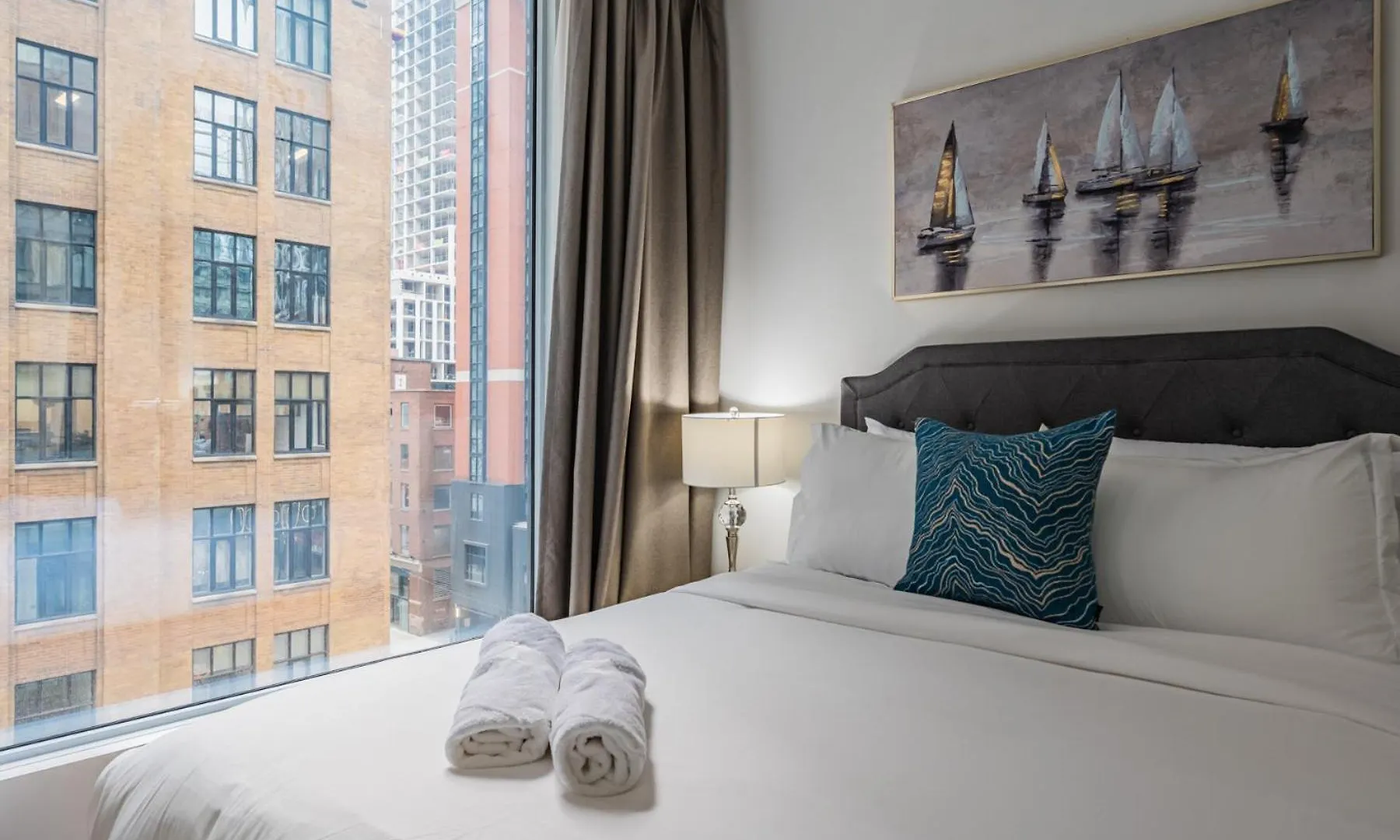 Elegant Suites In Peter Street Toronto 0*,